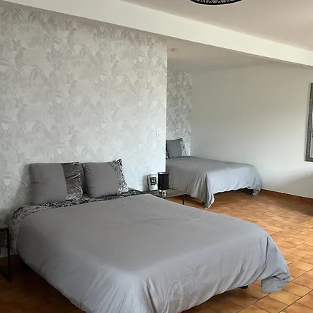 Parc De La Charmille Bed and breakfast