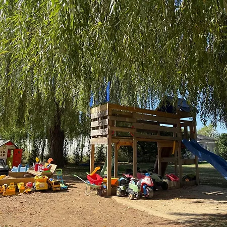 Parc De La Charmille Saint-Étienne-sur-Reyssouze
